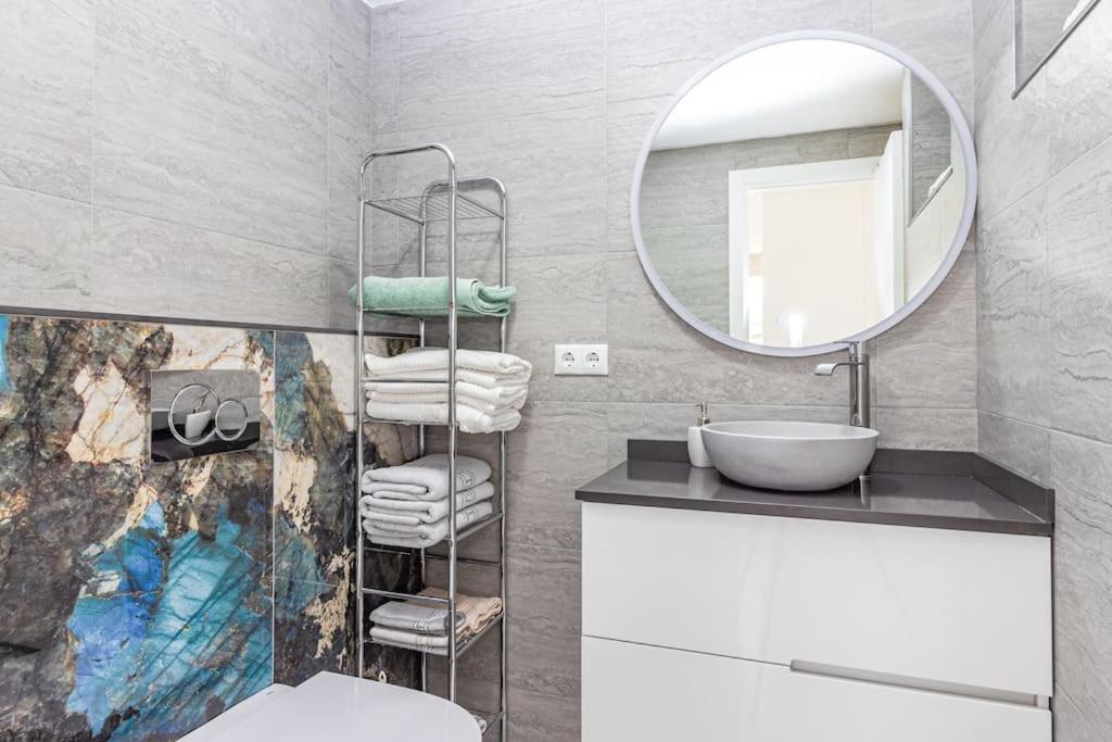 Atico Con Terraza Y Piscina Apartment เพนิสโคลา ภายนอก รูปภาพ